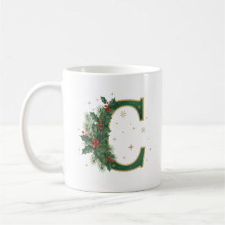Mug Lettre C festive de Noël avec houx