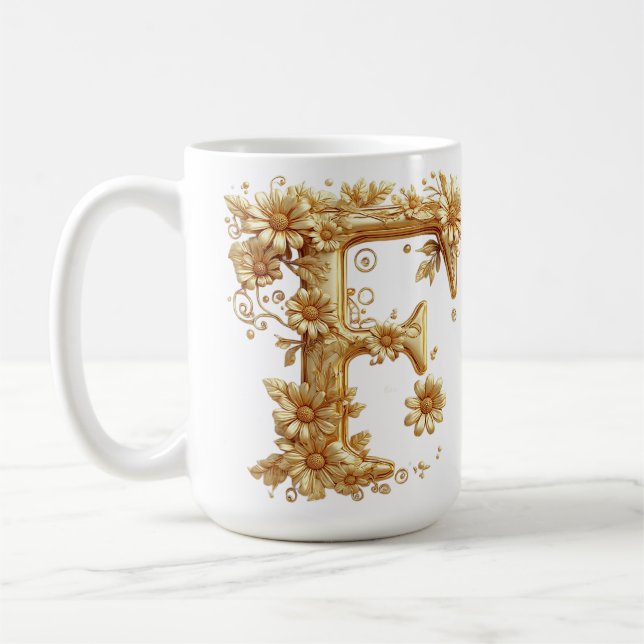 Mug Lettre F dorée élégante avec embellissements flora (Gauche)