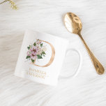Mug LETTRE FLEURIE D OR | Monogramme<br><div class="desc">LETTRE FLEURIE D OR | Monogramme</div>