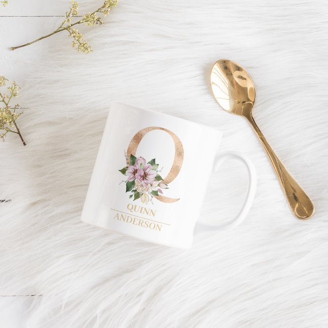 Mug LETTRE FLEURIE OR ACTUELLE Q | Monogramme (Créateur téléchargé)