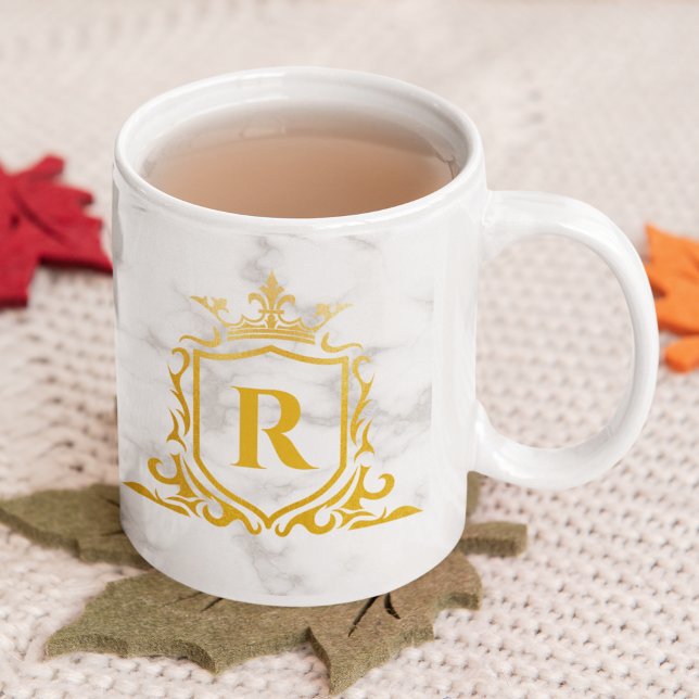 Mug Lettre initiale de la Couronne royale Nom du monog (Créateur téléchargé)