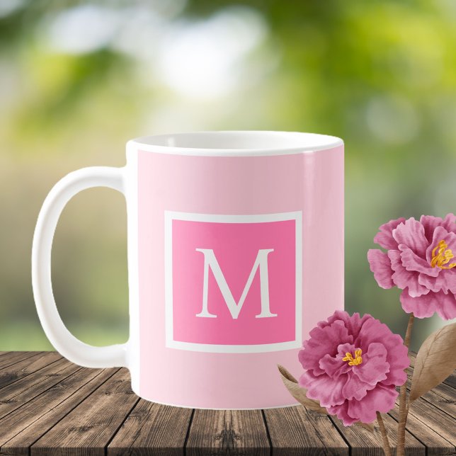 Mug Lettre initiale rose et blanc (Créateur téléchargé)