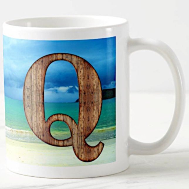Mug LETTRE MONOGRAPHIQUE INITIALE EN BOIS Q PLAGE Océa (Créateur téléchargé)