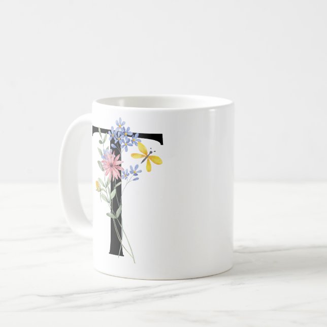 Mug Lettre T avec fleurs (Devant gauche)