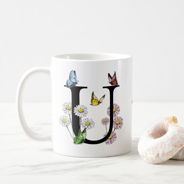 Mug Lettre U Papillon Floral Monogramme Initial    (Avec donut)