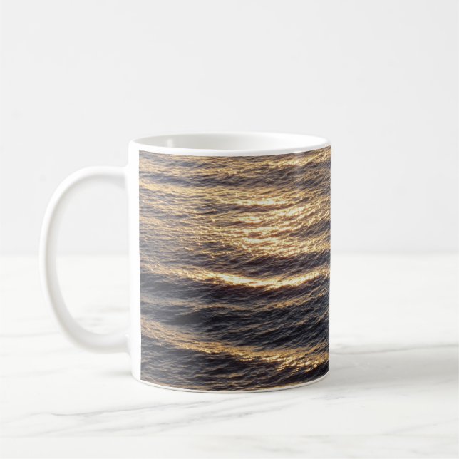 Mug Lever du soleil sur les eaux océaniques Calmer la  (Gauche)