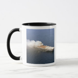 Mug L'ex-Oriskany, un avion déclassé