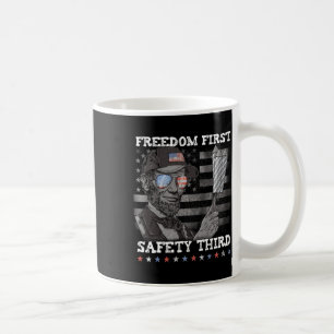 Mug Liberté d'abord sécurité troisième feux d'artifice