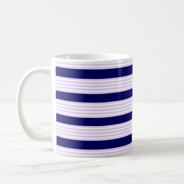Mug Lilac et rayures blanches motif avec bleu marine (Gauche)