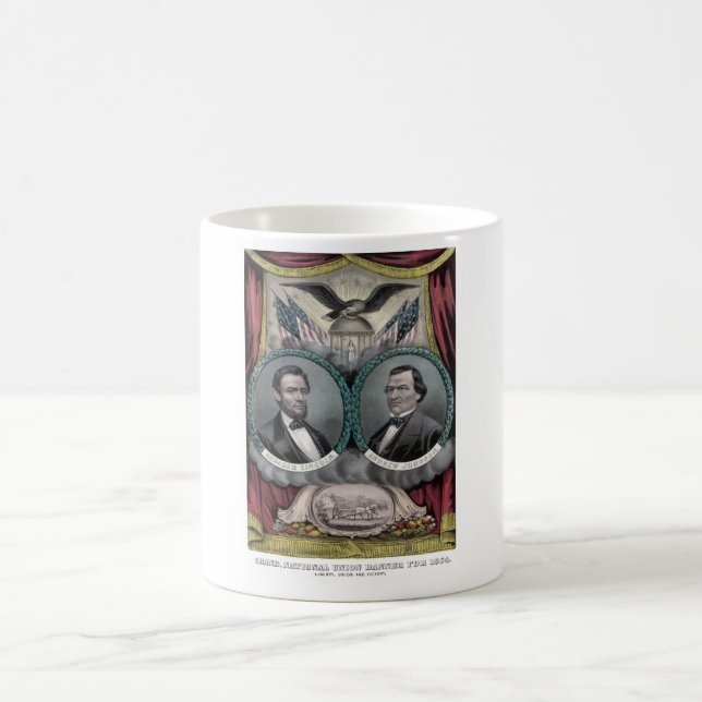 Mug Lincoln et bannière 1864 d'élection de Johnson (Centre)