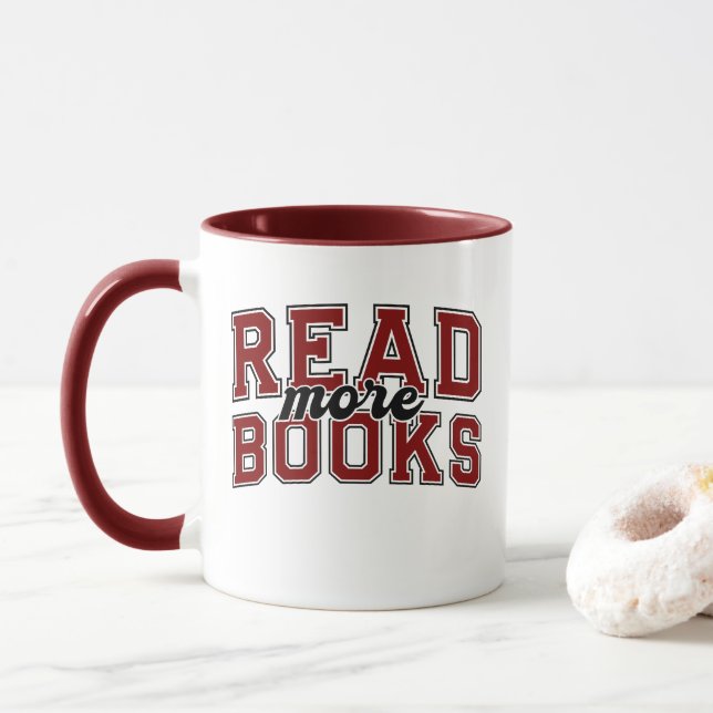 Mug Lire plus de livres Rouge foncé Varsity Lecteurs B (Avec donut)
