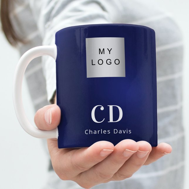 Mug Logo de société à monogramme blanc bleu marine (Créateur téléchargé)