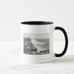 Mug Long Beach, California Coastline and Beach
