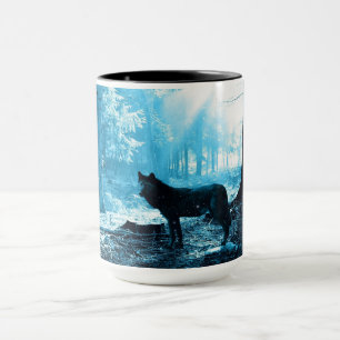 Mug Loup noir seul dans la forêt