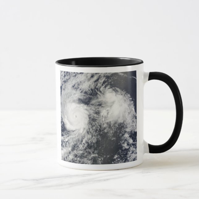 Mug L'ouragan Felicia et le cyclone Enrique à l'est de (Droite)