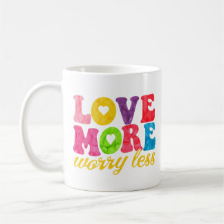 Mug Love More Worry Less – Couleurs Vives Rétro