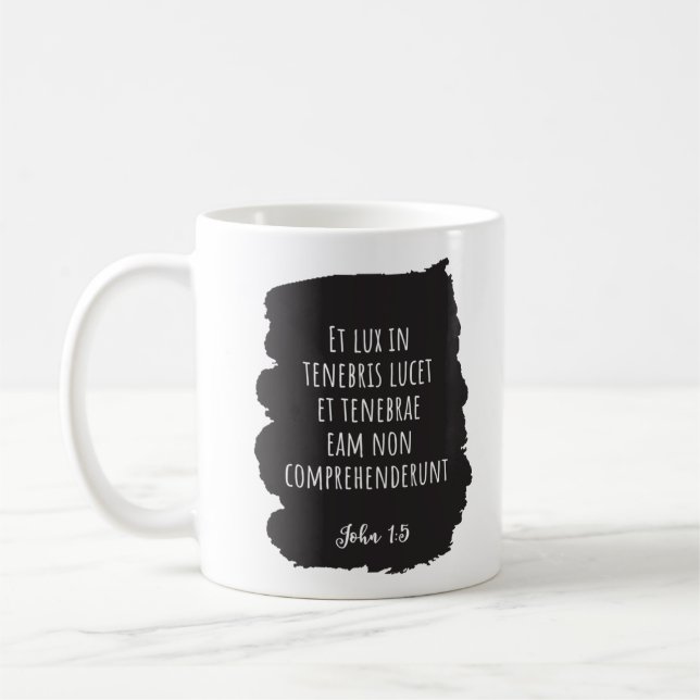 Mug Lumière de l'Evangile latin dans l'obscurité catho (Gauche)