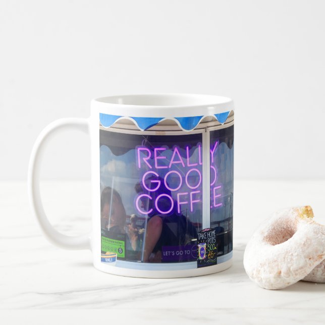 Mug Lyme Regis, Vraiment Bon Café. (Avec donut)
