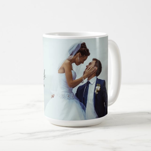 Mug M. et Mme Script Monogram Photo Mariage (Devant droit)