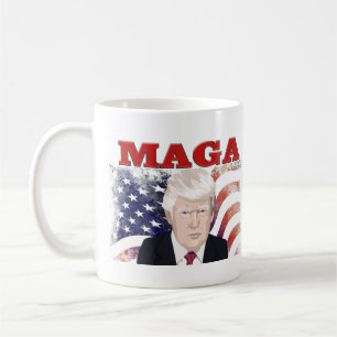 Mug MAGA American Flag Trump texte rouge