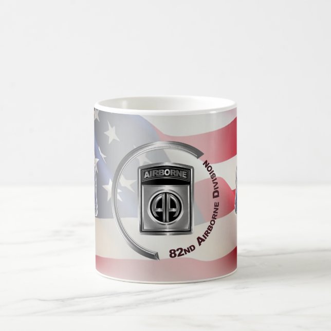 Mug Magic 82e division aéroportée Conception Customisée (Centre)