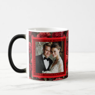 Mug Magic Accent de verdure de fleur d'oeillet rouge coloré