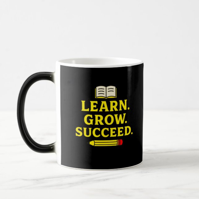 Mug Magic Apprenez. Croissance. Réussi. Motivation (Gauche)
