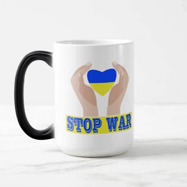 Mug Magic Arrêtez la guerre Le coeur du drapeau ukrainien en (Gauche)