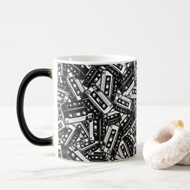 Mug Magic Bande de bande de cassette rétro (Avec donut)