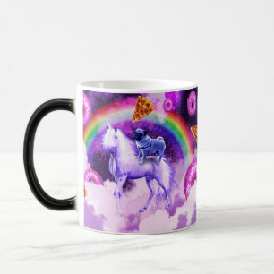 Mug Magic Carlin arc-en-ciel dans l'espace chevauchant une l