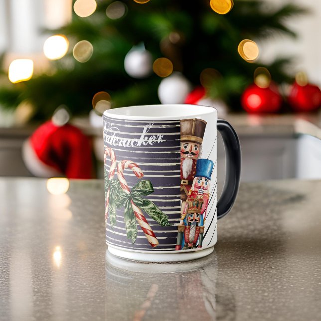 Mug Magic Casse-noisette rayé Classique Moderne  (Créateur téléchargé)