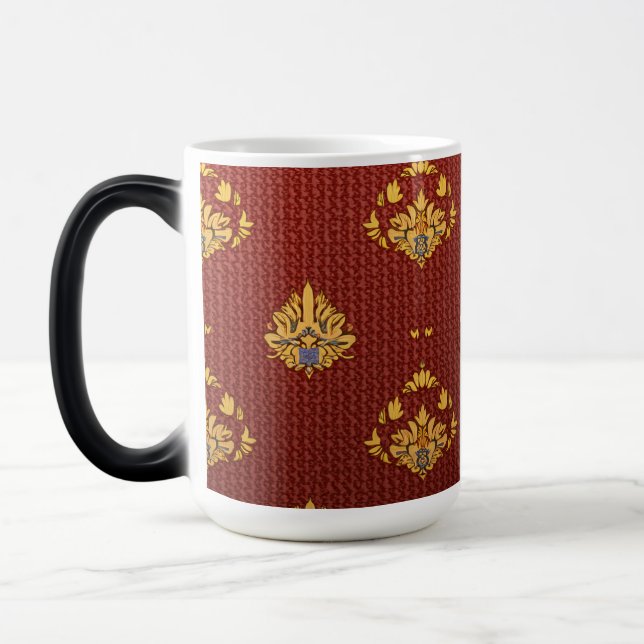Mug Magic C'est une broderie de motifs (Gauche)