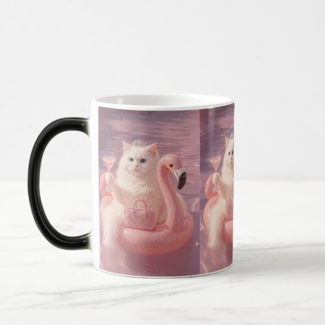Mug Magic Chat Princesse Luxe sur Flotteur de Piscine Flaman (Gauche)