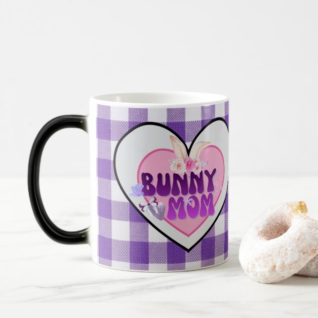 Mug Magic Cute Bunny Mom Coquette Purple Gingham Morphing Mu (Avec donut)