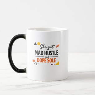 Mug Magic Elle a une sacrée énergie et des baskets d'enfer  