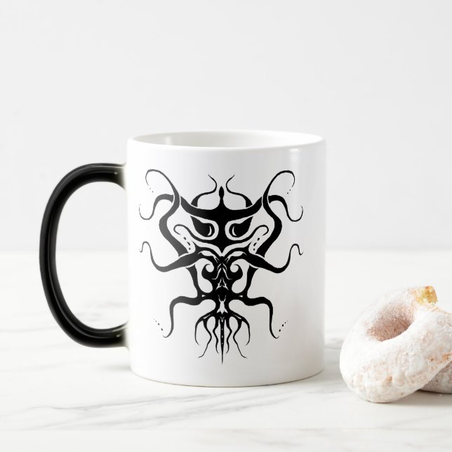 Mug Magic Espèces Aliens Tatouage Tribal Design - noir (Avec donut)