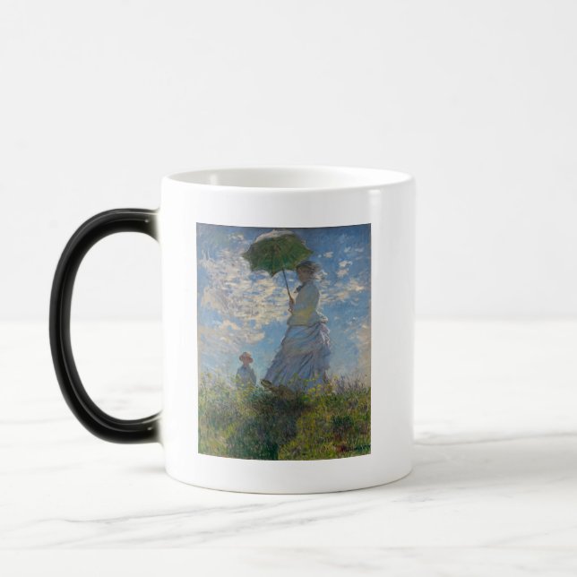 Mug Magic Femme de Claude Monet avec un parasol 1875 (Gauche)