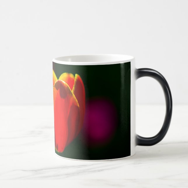 Mug Magic Fleur de tulipe rouge (Droite)