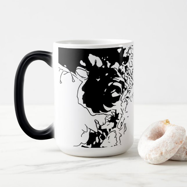 Mug Magic Fleur Doodle de MRNStudios (Avec donut)