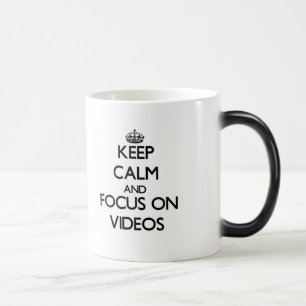 Mug Magic Gardez le calme et le foyer sur des vidéos