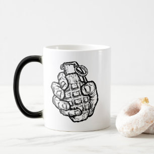 Mug Magic Grenade À La Main En Style Bande Dessinée