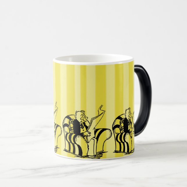 Mug Magic Homme drôle mignon lisant les nouvelles - Lighthea (Devant droit)