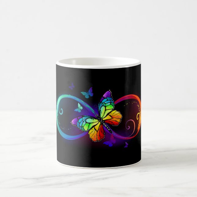Mug Magic Infini vibrant avec papillon arc-en-ciel sur noir (Centre)