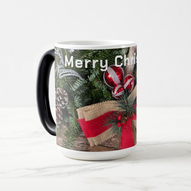 Mug Magic Joyeux Noël Rouge Bow Ornements PIne Branches (Devant gauche)