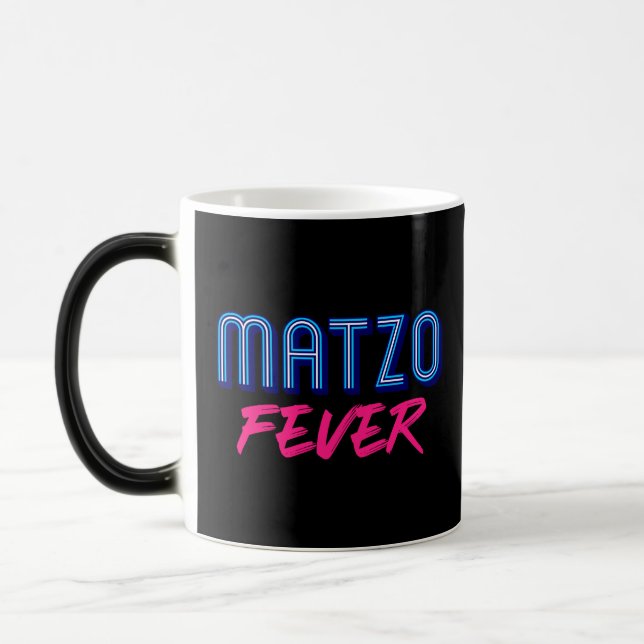 Mug Magic Matzo Fever Blue Pink 70s Slogan Disco Juif (Gauche)