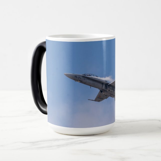 Mug Magic McDonnell Douglas F/A-18 Hornet (Devant gauche)