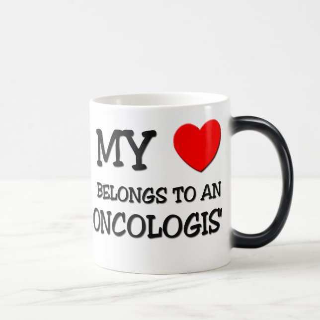 Mug Magic Mon coeur appartient à un ONCOLOGISTE (Droite)