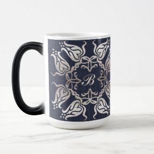 Mug Magic motif bleu floral de style baroque