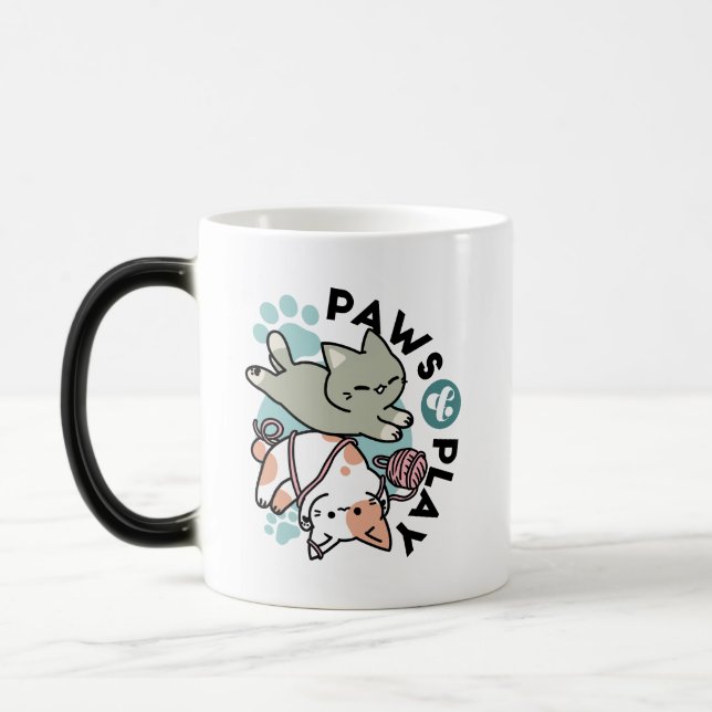 Mug Magic Paws and Play – Adorable Cat Illustration (Gauche)
