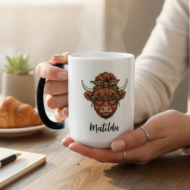 Mug Magic Personalized Highland cow messy bun  (Créateur téléchargé)